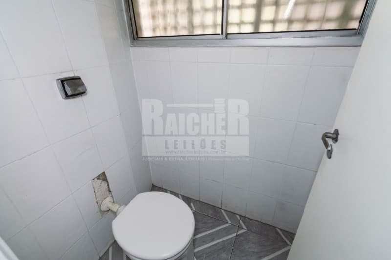 Foto 32 de 49: Comercial em leilão em São Paulo - SP, bairro Consolação — LOTE 010 Conjunto nº 41, localizado no 4º andar do Edifício Apollo II, situado na Rua Luiz Coelho, n