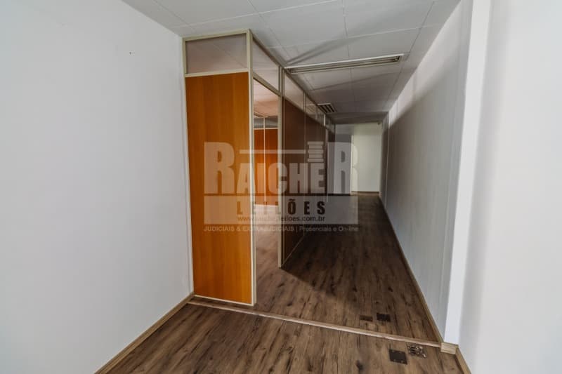Foto 22 de 50: Comercial em leilão em São Paulo - SP, bairro Consolação — LOTE 010 Conjunto nº 41, localizado no 4º andar do Edifício Apollo II, situado na Rua Luiz Coelho, n