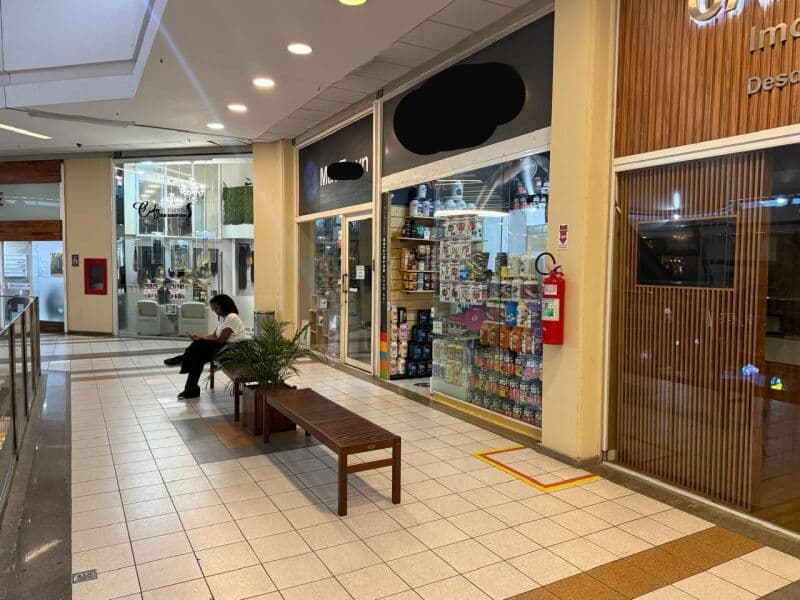 Foto 5 de 7: Comercial em leilão em Rio De Janeiro - RJ, bairro Barra da Tijuca — LOTE 016 LOJA NO BARRA GARDEN SHOPPING, BARRA DA TIJUCA / RJ