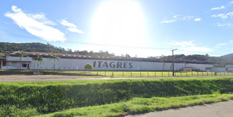 Foto 1 de 22: Terreno em leilão em Tubarão - SC — LOTE 001 UPI Tubarão/SC