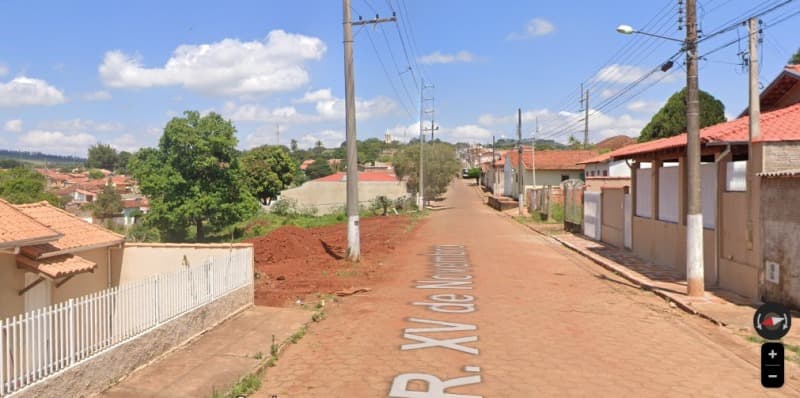 Foto 3 de 5: Terreno em leilão em Sarutaia - SP — LOTE 001 Terreno sem benfeitorias com A.T. 326m². Piraju/SP