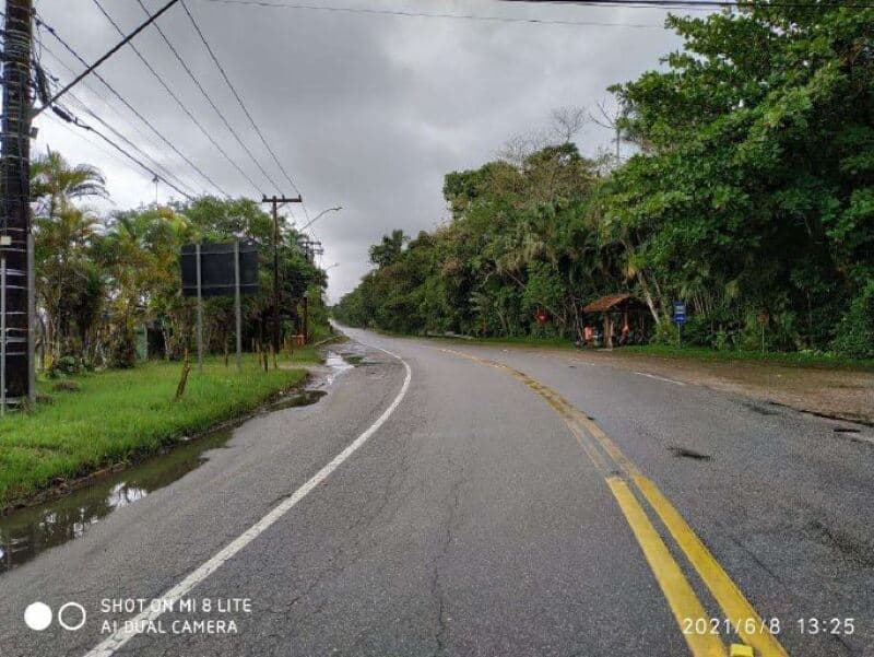 Foto 3 de 8: Terreno em leilão em Guarujá - SP — LOTE 001 Lote de Terreno no CONDOMINIO IPORANGA com 560,60m², destacado de área maior de 18.500m2 -