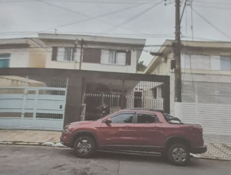 Casa em leilão em São Paulo - SP, bairro Ibirapuera — LOTE 001 Casa residencial com A.T. 167m², 1 suíte, 2 dorms, edícula, Ibirapuera, São Paulo/SP