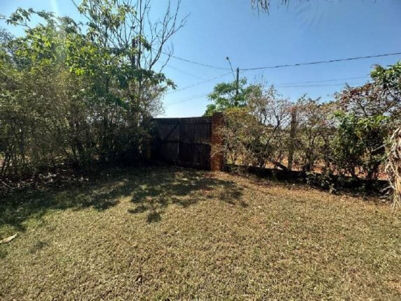 Foto 7 de 31: Terreno em leilão em Águas De Santa Bárbara - SP — LOTE 001 Imóvel com A.T. 2.000m², piscina, Parque dos Lagos, Água de Santa Bárbara/SP