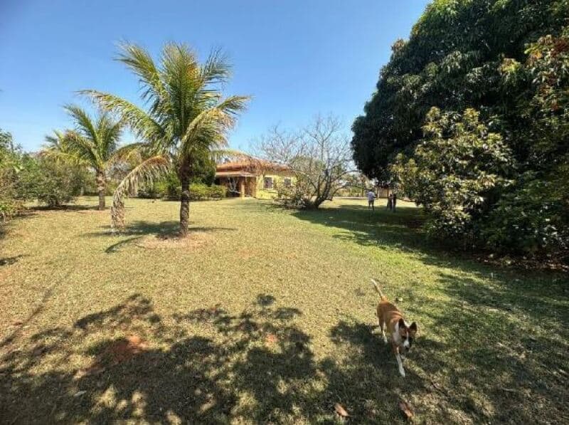Foto 8 de 31: Terreno em leilão em Águas De Santa Bárbara - SP — LOTE 001 Imóvel com A.T. 2.000m², piscina, Parque dos Lagos, Água de Santa Bárbara/SP