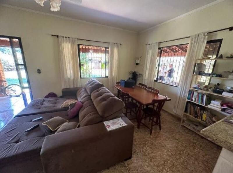 Foto 19 de 31: Terreno em leilão em Águas De Santa Bárbara - SP — LOTE 001 Imóvel com A.T. 2.000m², piscina, Parque dos Lagos, Água de Santa Bárbara/SP