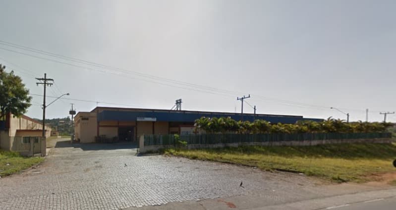 Foto 6 de 7: Comercial em leilão em Bragança Paulista - SP — LOTE 001 Imóvel com A.T. 33.866,51m², contendo: um enorme galpão comercial com diversas salas para a