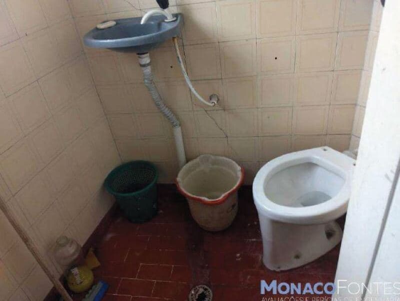 Foto 8 de 21: Terreno em leilão em São Paulo - SP, bairro Vila Londrina — LOTE 001 Imóvel com 5 benfeitorias, A.T. 197m², Cangaíba, São Paulo/SP
