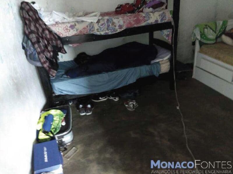 Foto 14 de 21: Terreno em leilão em São Paulo - SP, bairro Vila Londrina — LOTE 001 Imóvel com 5 benfeitorias, A.T. 197m², Cangaíba, São Paulo/SP
