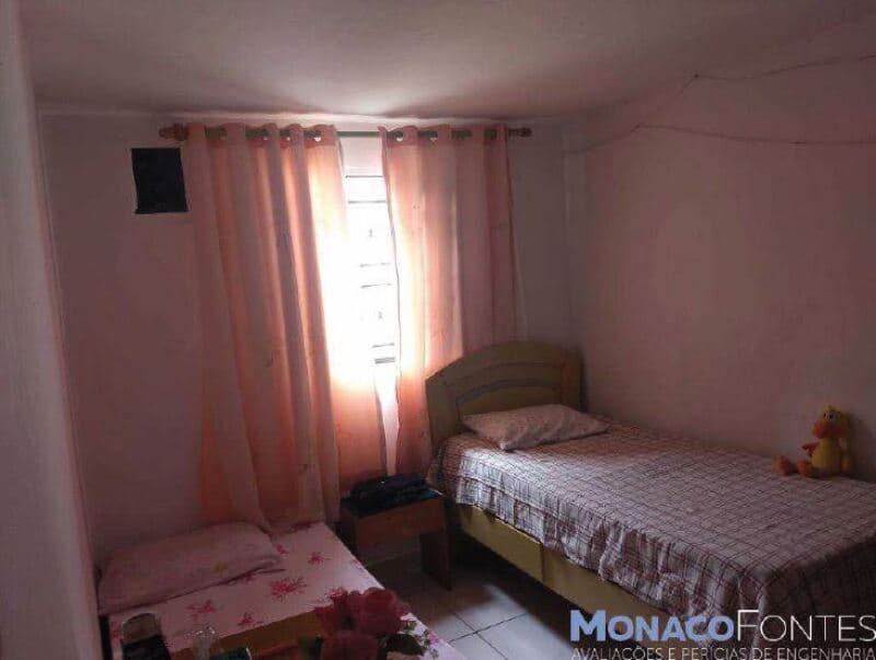 Foto 4 de 25: Casa em leilão em São Paulo - SP, bairro Vila Londrina — LOTE 001 Casa e terreno com A.T. 276m², edícula, Cangaíba, São Paulo/SP