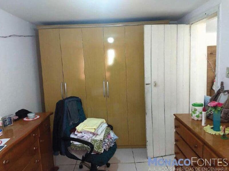 Foto 5 de 25: Casa em leilão em São Paulo - SP, bairro Vila Londrina — LOTE 001 Casa e terreno com A.T. 276m², edícula, Cangaíba, São Paulo/SP