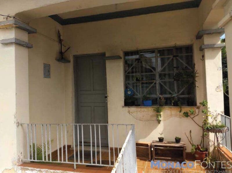 Foto 13 de 25: Casa em leilão em São Paulo - SP, bairro Vila Londrina — LOTE 001 Casa e terreno com A.T. 276m², edícula, Cangaíba, São Paulo/SP