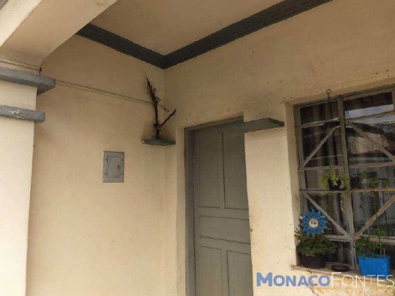 Foto 14 de 25: Casa em leilão em São Paulo - SP, bairro Vila Londrina — LOTE 001 Casa e terreno com A.T. 276m², edícula, Cangaíba, São Paulo/SP