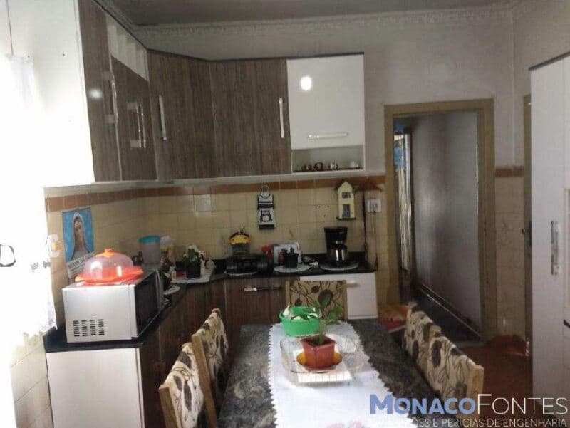 Foto 22 de 25: Casa em leilão em São Paulo - SP, bairro Vila Londrina — LOTE 001 Casa e terreno com A.T. 276m², edícula, Cangaíba, São Paulo/SP