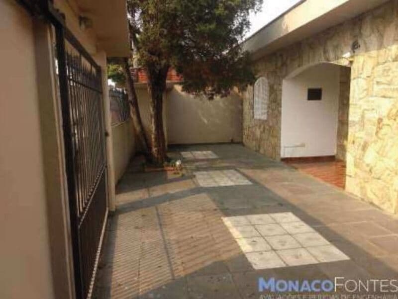 Foto 5 de 28: Terreno em leilão em Arujá - SP, bairro Jardim Rincão — LOTE 001 Terreno com 2 benfeitorias, A.T. 300m², Jardim Rincão, Arujá/SP