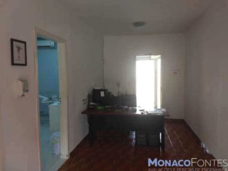 Foto 6 de 28: Terreno em leilão em Arujá - SP, bairro Jardim Rincão — LOTE 001 Terreno com 2 benfeitorias, A.T. 300m², Jardim Rincão, Arujá/SP