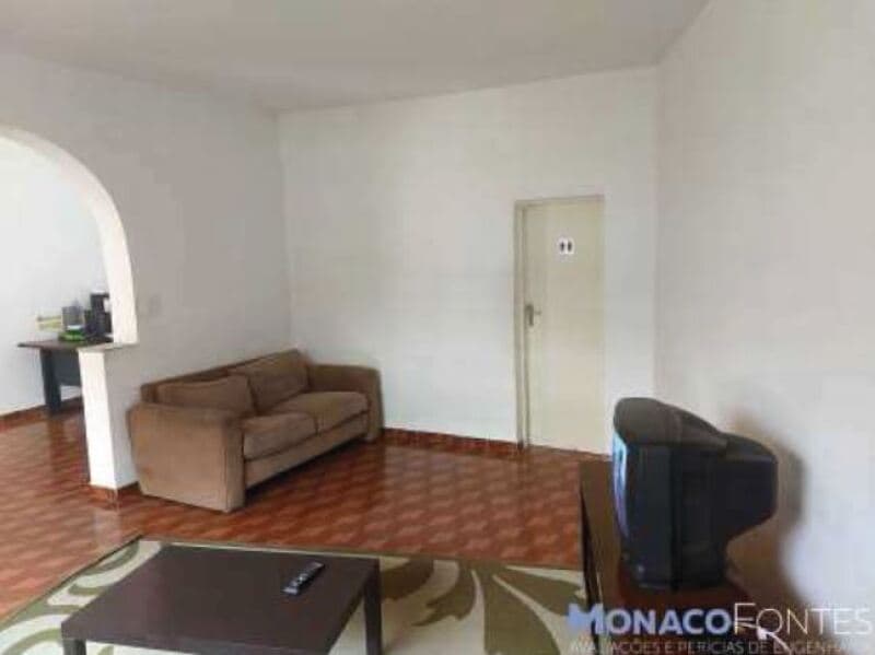 Foto 13 de 28: Terreno em leilão em Arujá - SP, bairro Jardim Rincão — LOTE 001 Terreno com 2 benfeitorias, A.T. 300m², Jardim Rincão, Arujá/SP