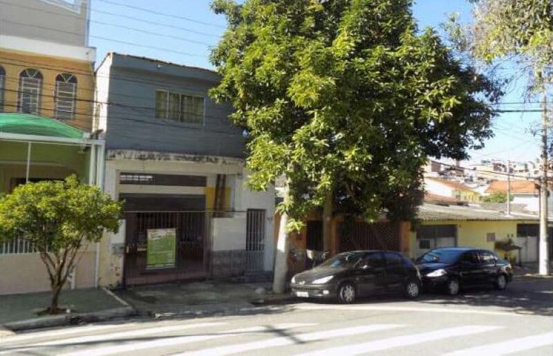 Foto 2 de 13: Terreno em leilão em São Bernardo Do Campo - SP — LOTE 001 Nua propriedade do Imóvel, Terreno com 280m² e benfeitorias ( 3 residencias e salão ), Jd.