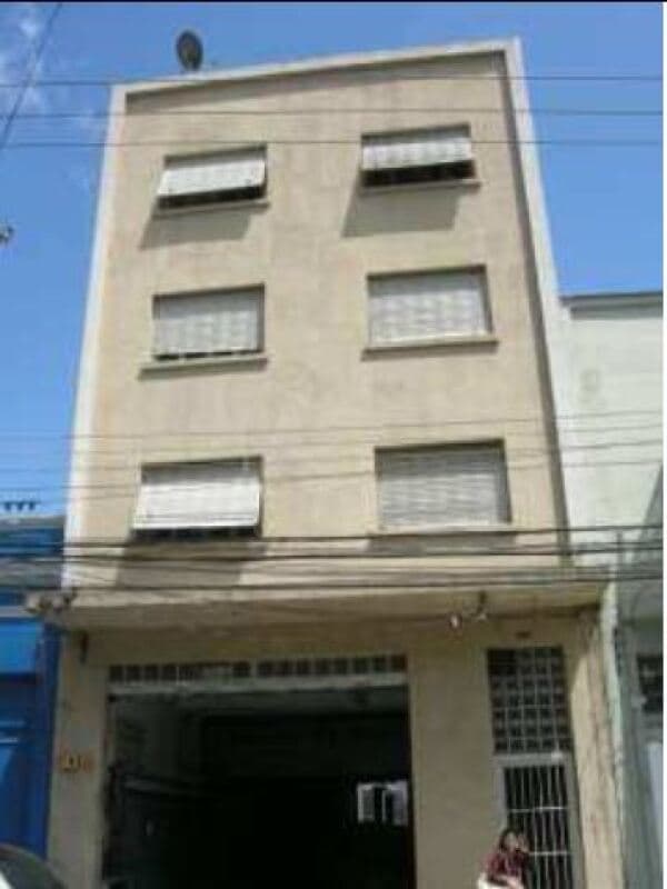 Foto 1 de 6: Apartamento em leilão em São Paulo - SP — LOTE 001 Apartamento Ed. Lopes de Oliveira, A.U. 43,50m², 1 dorm, Barra Funda, São Paulo/SP