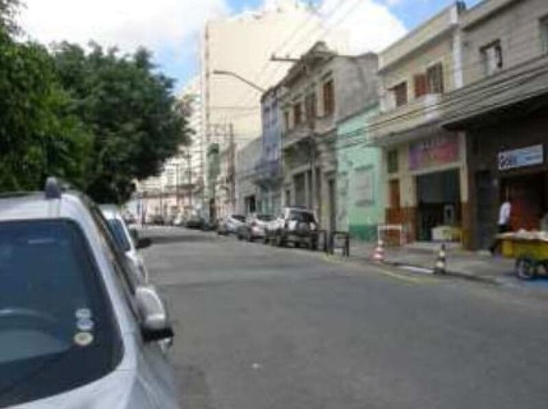 Foto 3 de 6: Apartamento em leilão em São Paulo - SP — LOTE 001 Apartamento Ed. Lopes de Oliveira, A.U. 43,50m², 1 dorm, Barra Funda, São Paulo/SP