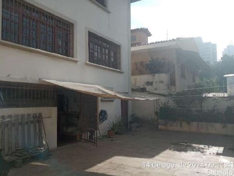 Foto 2 de 20: Casa em leilão em São Paulo - SP — LOTE 001 Casa com A.T. 325m², A.C. 284m², 4 dorms (1 suíte), Vila Madalena, São Paulo/SP