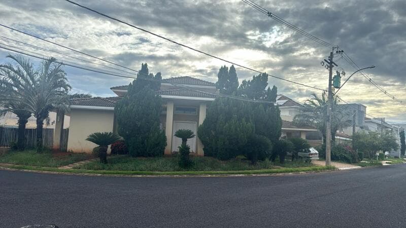Foto 2 de 10: Terreno em leilão em São José Do Rio Preto - SP — LOTE 001 Terreno urbano com benfeitorias (4 matrículas), área de 876m², Residencial Damha III, São J