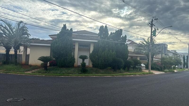 Foto 3 de 10: Terreno em leilão em São José Do Rio Preto - SP — LOTE 001 Terreno urbano com benfeitorias (4 matrículas), área de 876m², Residencial Damha III, São J