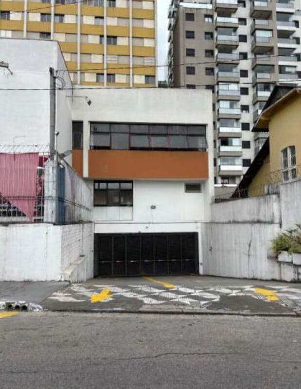 Vaga de Garagem em leilão em São Paulo - SP, bairro Liberdade — LOTE 001 Vaga de garagem, Ed. Justiça e Paz, área de 20,95m², Liberdade, São Paulo/SP