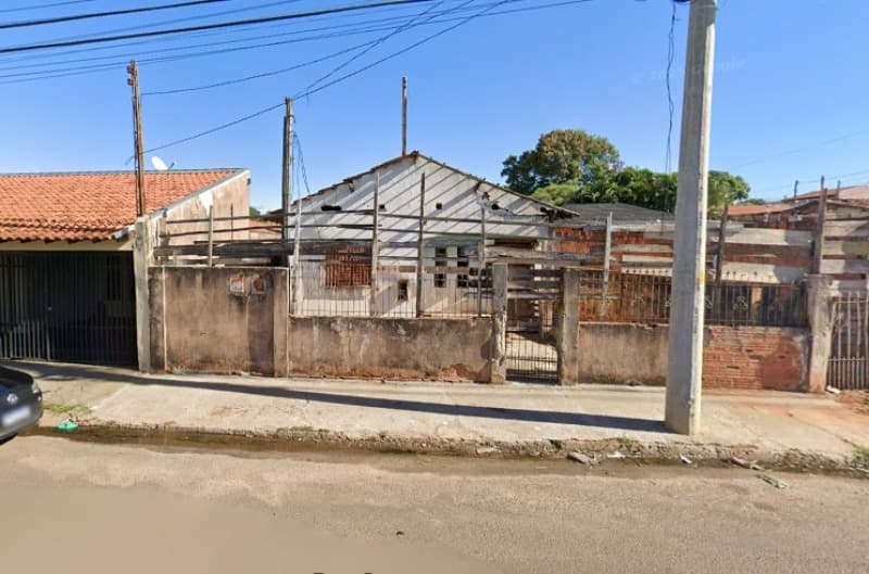 Casa em leilão em Bauru - SP, bairro Vila Ipiranga — LOTE 001 CASA E TERRENO, em Bauru, área total de 332m², Vila Ipiranga, Bauru/SP