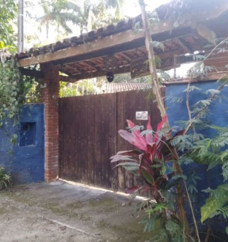 Foto 1 de 4: Terreno em leilão em São Sebastião - SP — LOTE 005 Direitos possessórios do terreno situado na Estrada Beira Rio, área 12.008m², Boiçucanga, S