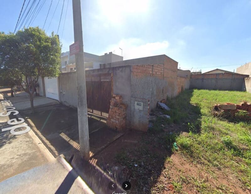 Terreno em leilão em Limeira - SP — LOTE 001 Imóvel com 200m², Lote 30, Quadra J, Residencial Royal Palm, Limeira/SP