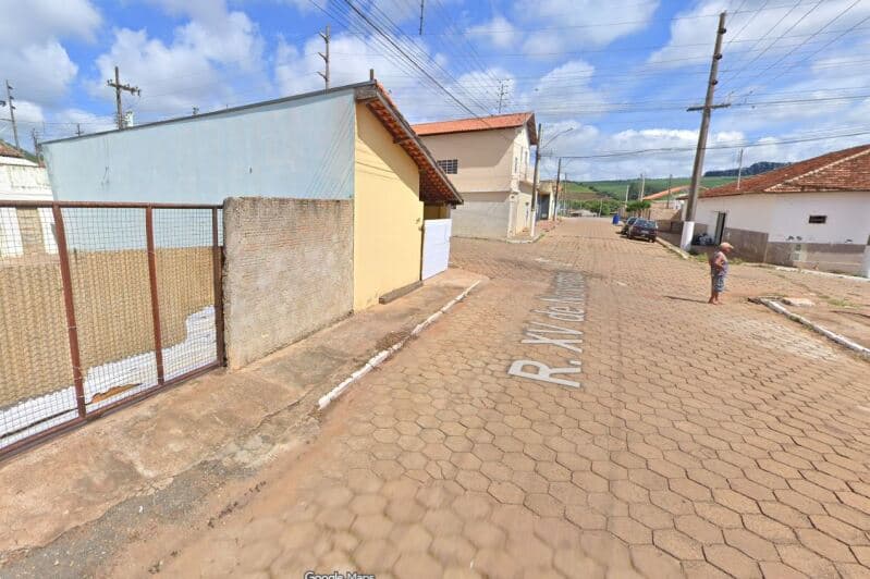 Foto 3 de 3: Terreno em leilão em Sarutaiá - SP — LOTE 001 Imóvel com A.T. 326m², Centro, Sarutaiá/SP