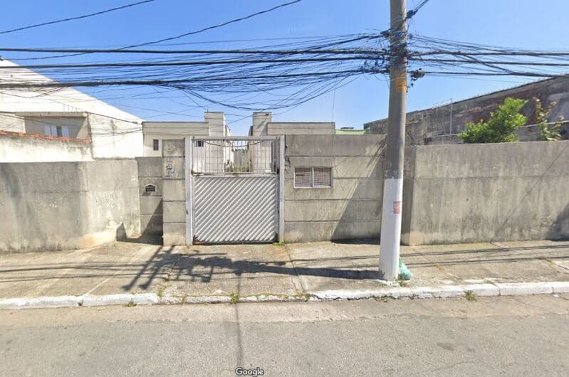 Casa em leilão em São Paulo - SP, bairro Vila Jacuí — LOTE 005 Sobrado nº 07, Cond. Villagio Pérola Negra, A.P. 100m², 3 dorms (1 suíte), Vila Jacuí