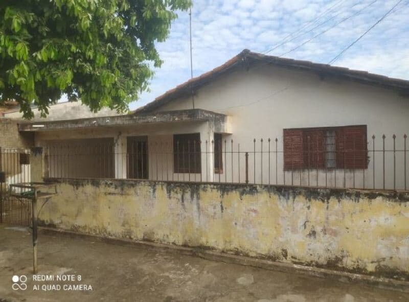 Terreno em leilão em Araçatuba - SP, bairro Jardim Primavera — LOTE 001 Parte Ideal (18,33%) Imóvel Lote 15, Quadra 07, Bairro Jardim Primavera, Araçatuba/SP