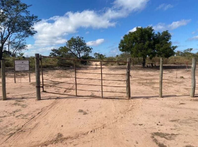 Foto 1 de 9: Terreno em leilão em Avaré - SP — LOTE 002 Terreno nº 03, Quadra 06, sem benfeitorias, Loteamento COSTA VERDE, 510m², Avaré/SP