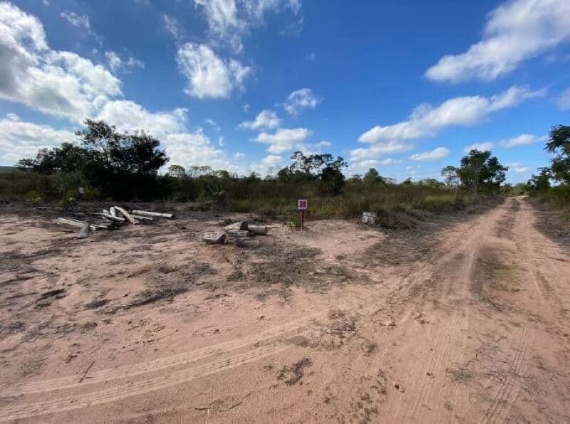 Foto 5 de 9: Terreno em leilão em Avaré - SP — LOTE 003 Terreno nº 04, Quadra 06, sem benfeitorias, Loteamento COSTA VERDE, 510m², Avaré/SP
