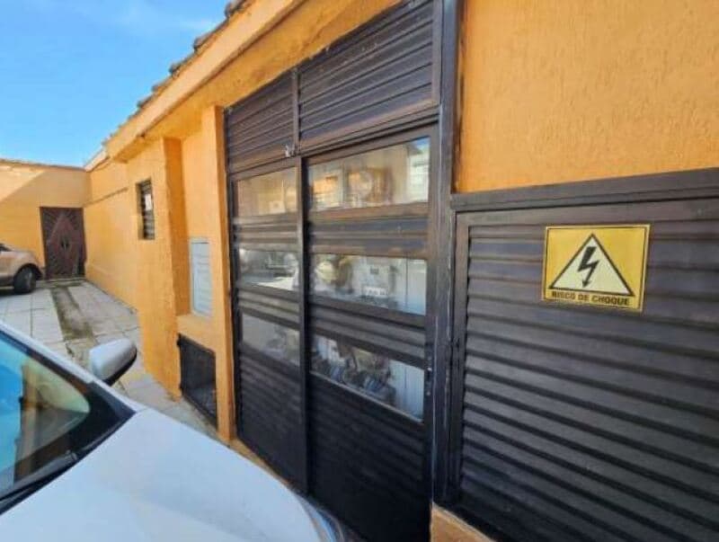 Foto 15 de 33: Casa em leilão em Bertioga - SP, bairro Centro — LOTE 002 Casa nº 11, Residencial Athenas, A.U. 83,84m², 2 suítes, 1 vaga, Centro, Bertioga/SP