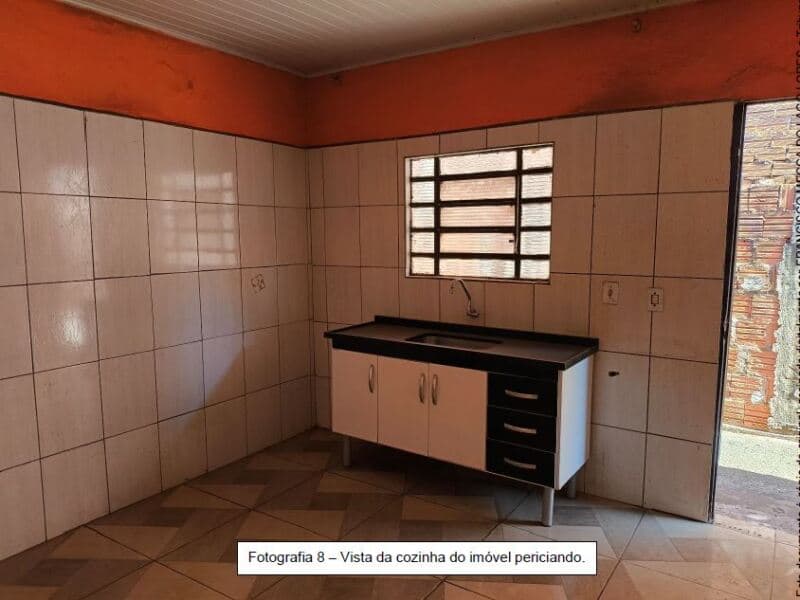 Foto 8 de 20: Casa em leilão em Bauru - SP, bairro Jardim Marília — LOTE 001 Imóvel residencial com A.C. 109m², A.T. 150m², Jd. Marília, Bauru/SP