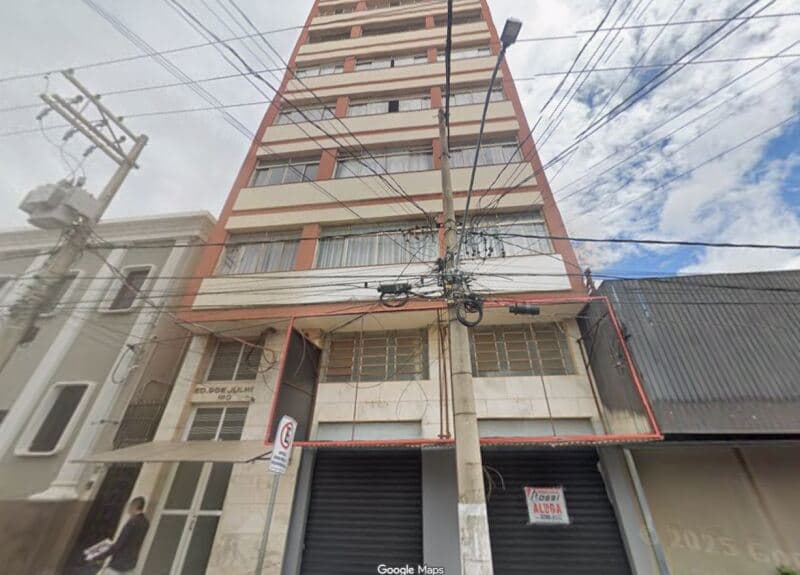 Foto 2 de 5: Apartamento em leilão em Olímpia - SP, bairro Santa Casa — LOTE 001 Apartamento Ed. 9 de Julho, A.U. 137m², 3 dorms, Olímpia - SP