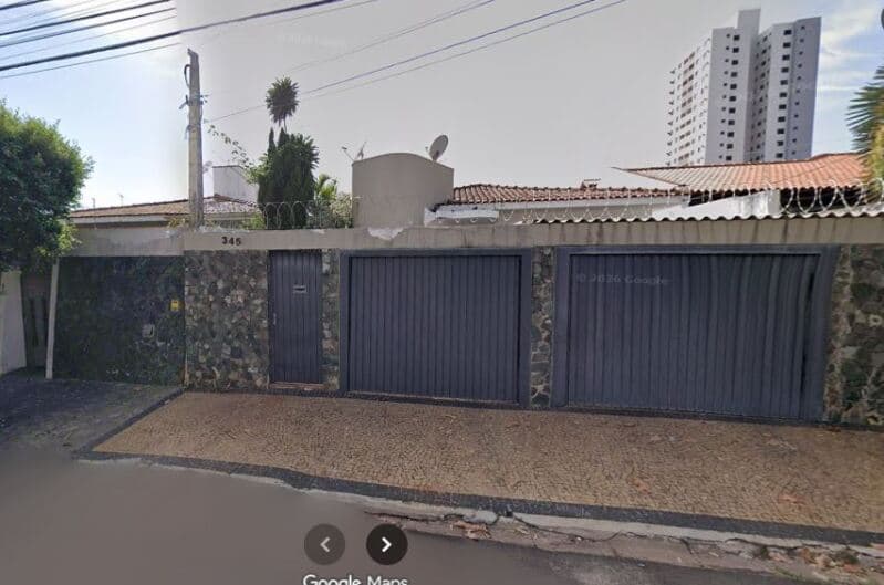 Casa em leilão em Bauru - SP, bairro Higienópolis — LOTE 001 Imóvel residencial com A.T. 489m², 3 dorms (1 suíte), 2 vagas, churrasqueira, piscina, Higi