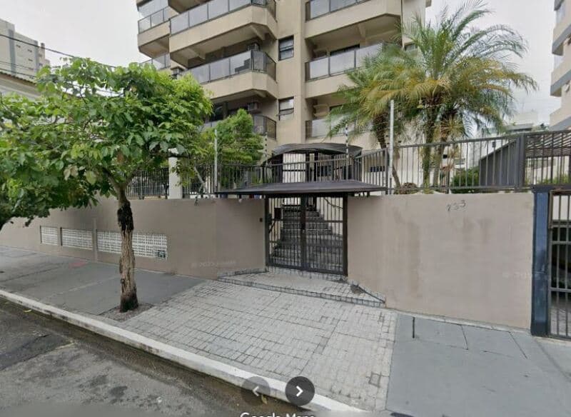 Foto 2 de 5: Apartamento em leilão em Guarujá - SP, bairro Enseada — LOTE 001 Direitos do Apartamento Ed. Coral Gables, A.U. 64m², 1 vaga, Enseada, Guarujá/SP