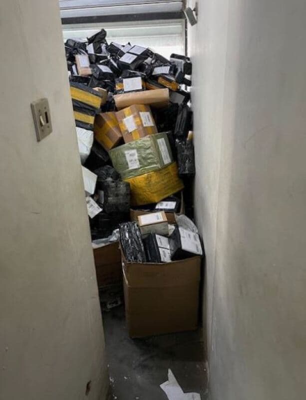 Foto 10 de 13: Comercial em leilão em São Paulo - SP, bairro Centro — LOTE 001 Loja comercial com 14m², Edifício e Galerias São Bento, Sé, São Paulo/SP