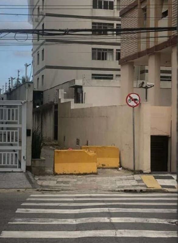 Foto 6 de 9: Apartamento em leilão em Guarujá - SP, bairro Vila Alzira — LOTE 001 Apartamento Ed. Chander, A.U. 89m², 1 vaga, Vila Alzira, Guarujá/SP