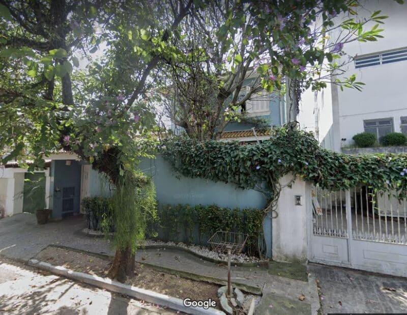 Foto 2 de 3: Casa em leilão em São Paulo - SP, bairro Moema — LOTE 001 Imóvel residencial com A.T. 311m², A.C. 290m², Moema, São Paulo/SP