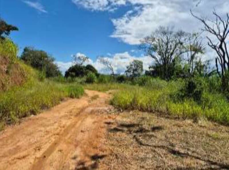 Foto 9 de 11: Terreno em leilão em Guaratinguetá - SP, bairro Vila Santos — LOTE 002 Terreno Lote 1, Quadra B, A.T. 342m², Vila Santos Guaratinguetá, Guaratinguetá/SP