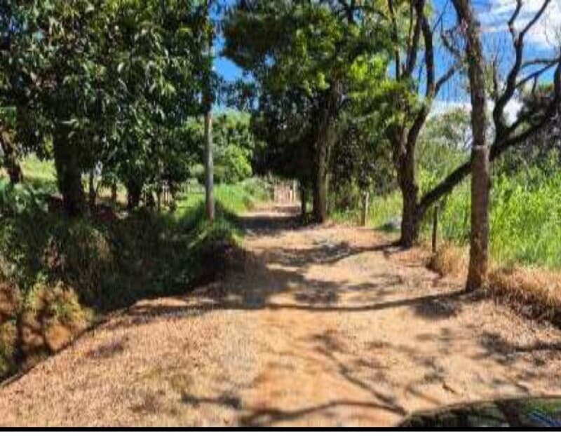 Foto 4 de 11: Terreno em leilão em Guaratinguetá - SP, bairro Vila Santos — LOTE 004 Terreno Lote 4, Quadra B, A.T. 250m², Vila Santos Guaratinguetá, Guaratinguetá/SP