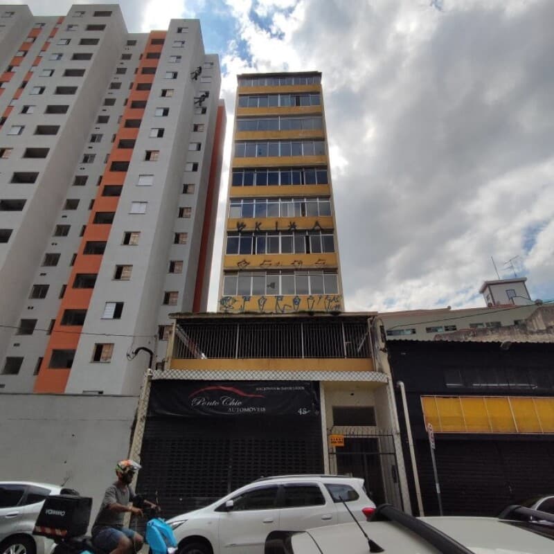 Foto 1 de 17: Apartamento em leilão em São Paulo - SP, bairro Santa Cecília — LOTE 001 Apartamento Ed. Lívia, A.U. 119m², 2 dorms, Santa Cecília, São Paulo/SP