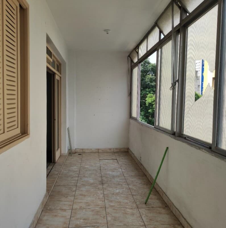Foto 7 de 17: Apartamento em leilão em São Paulo - SP, bairro Santa Cecília — LOTE 001 Apartamento Ed. Lívia, A.U. 119m², 2 dorms, Santa Cecília, São Paulo/SP