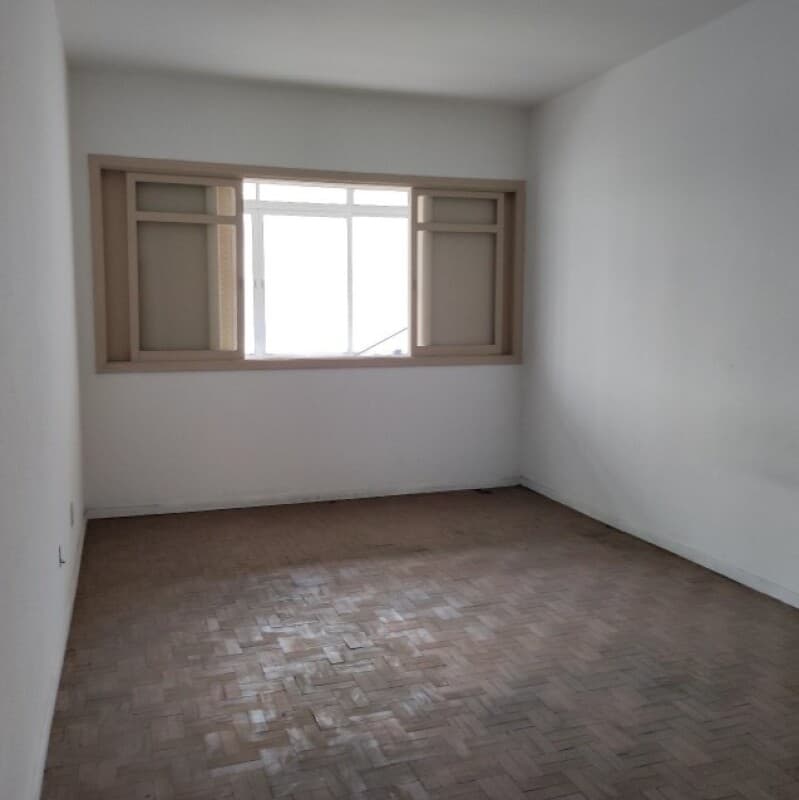 Foto 8 de 17: Apartamento em leilão em São Paulo - SP, bairro Santa Cecília — LOTE 001 Apartamento Ed. Lívia, A.U. 119m², 2 dorms, Santa Cecília, São Paulo/SP