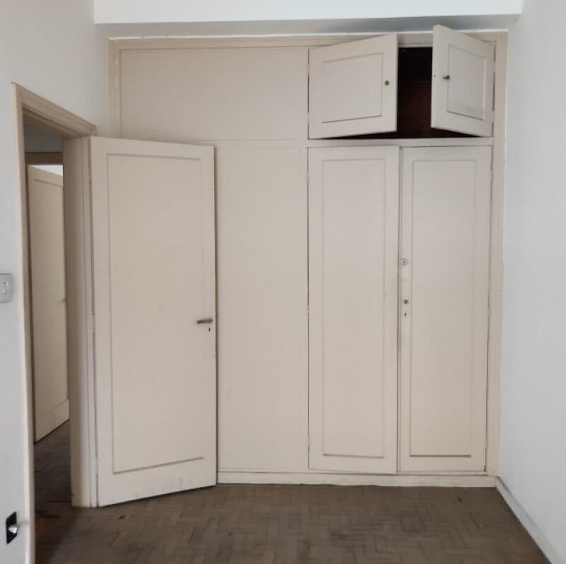 Foto 11 de 17: Apartamento em leilão em São Paulo - SP, bairro Santa Cecília — LOTE 001 Apartamento Ed. Lívia, A.U. 119m², 2 dorms, Santa Cecília, São Paulo/SP